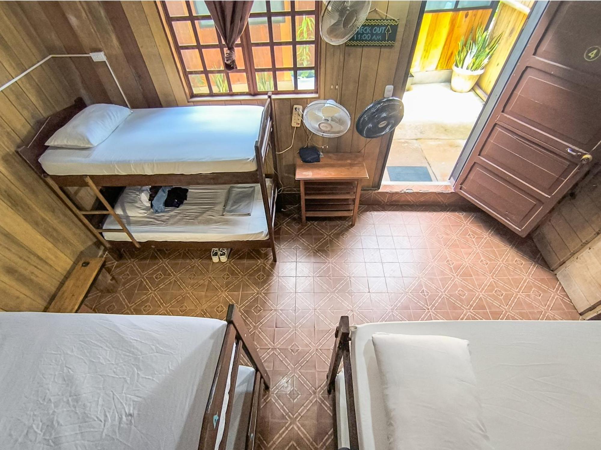 Hostel Casa De Las Palmas Tours Leticia Dış mekan fotoğraf