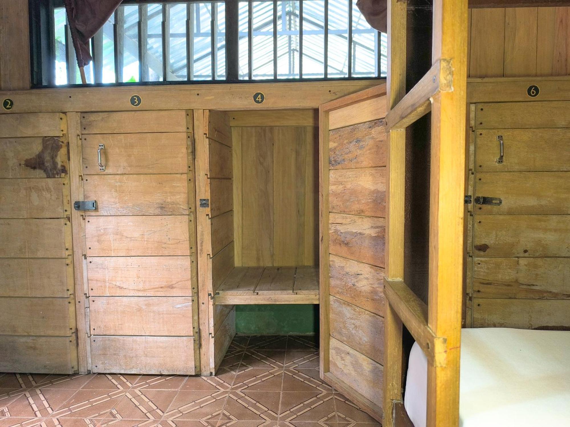 Hostel Casa De Las Palmas Tours Leticia Dış mekan fotoğraf
